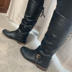 Women’s tall black boots